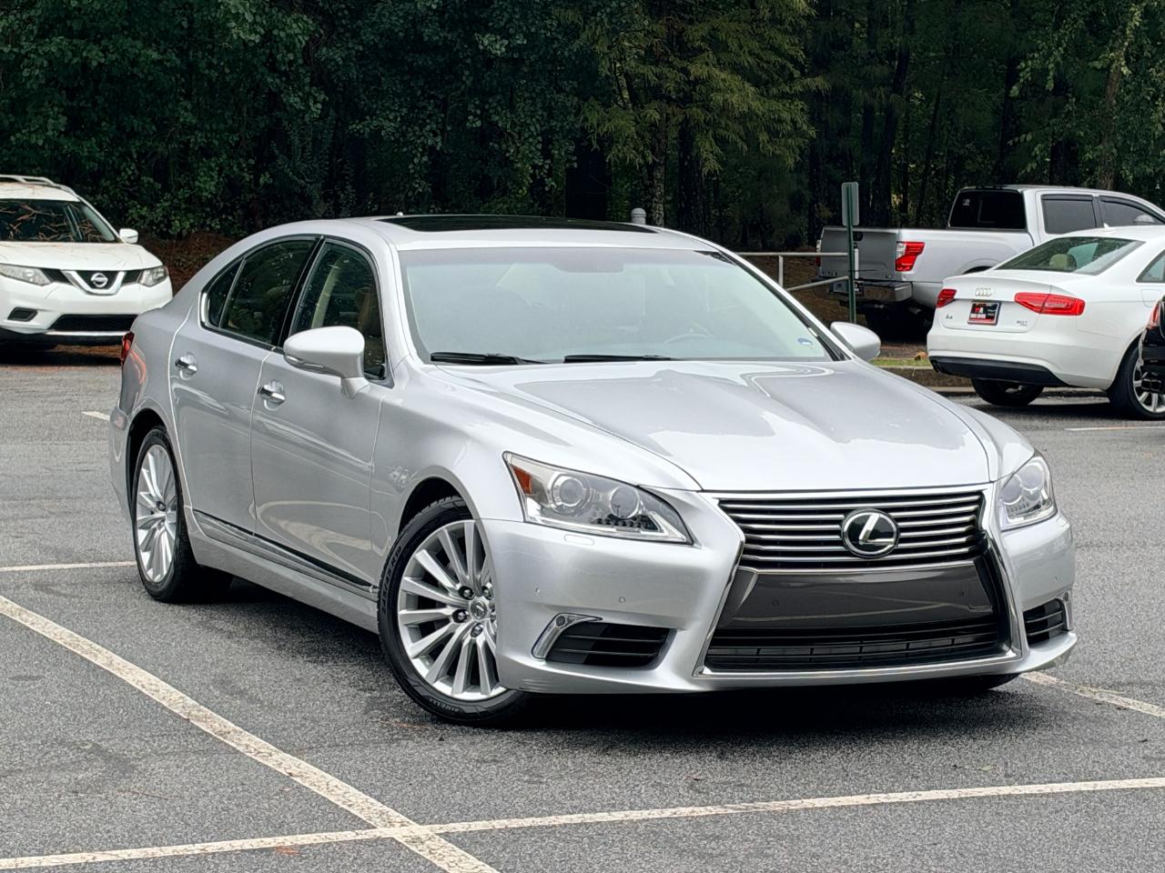 Lexus LS 460 Luxury Sedan 2013