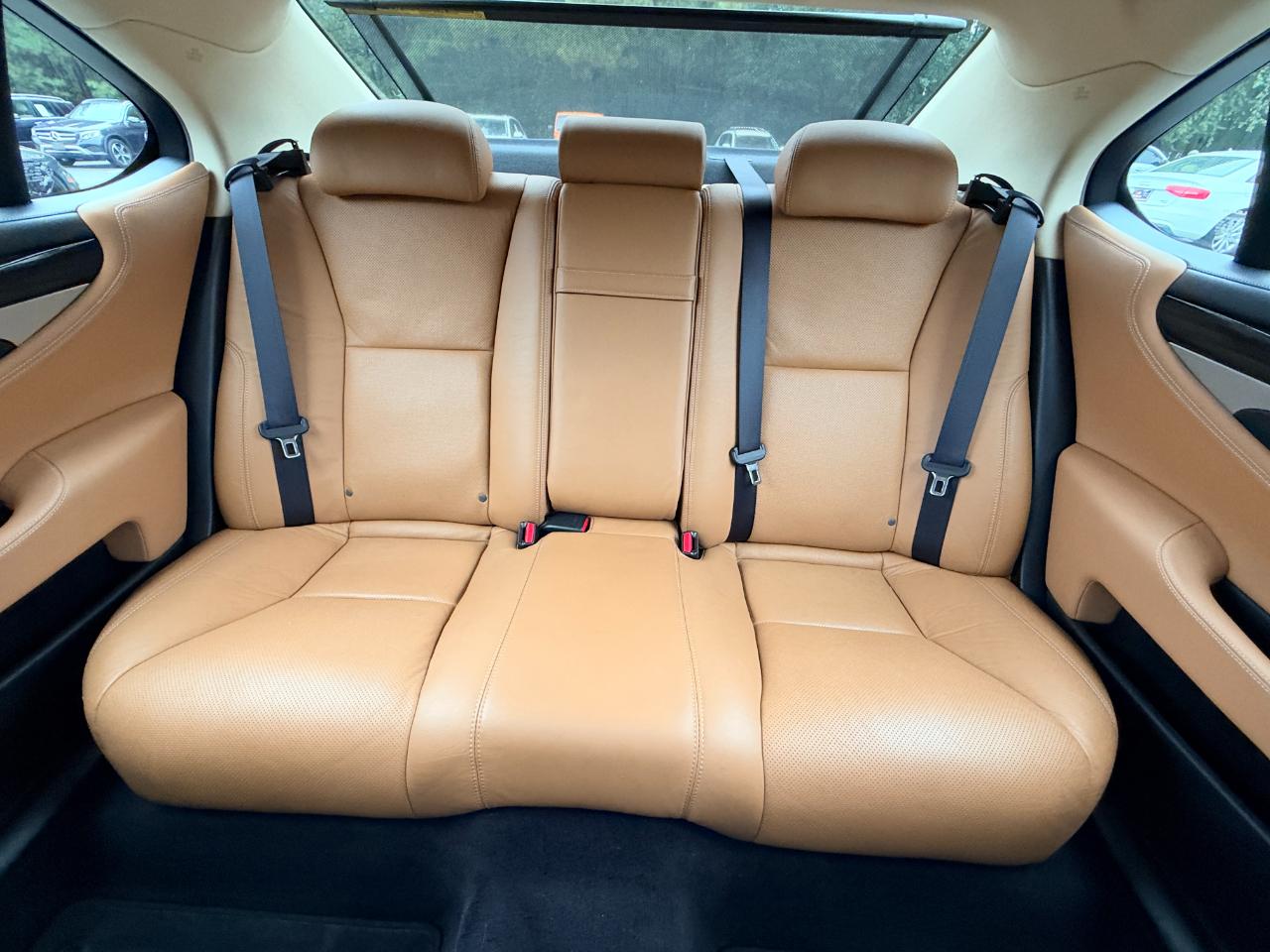 Lexus LS 460 Luxury Sedan 2013