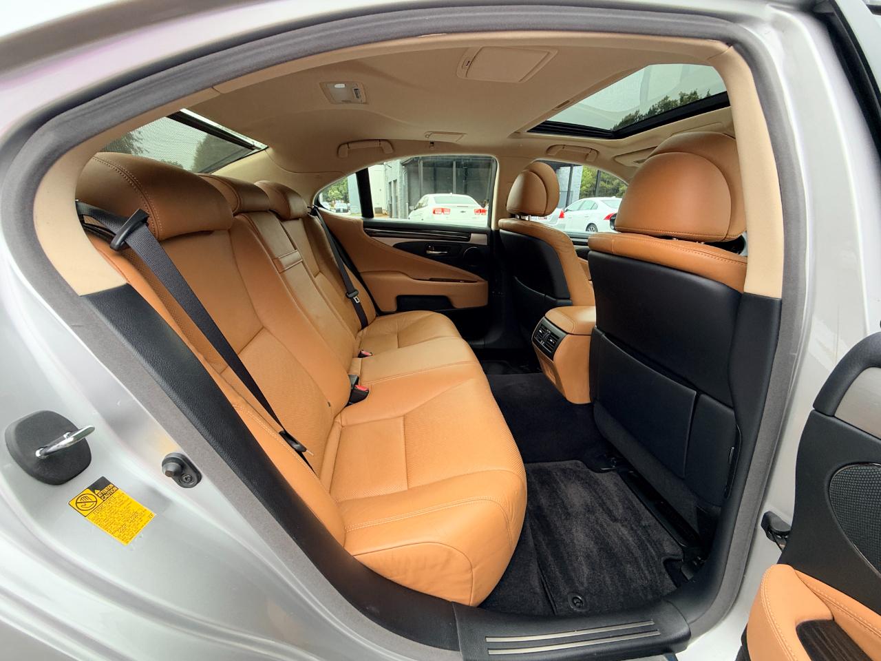 Lexus LS 460 Luxury Sedan 2013