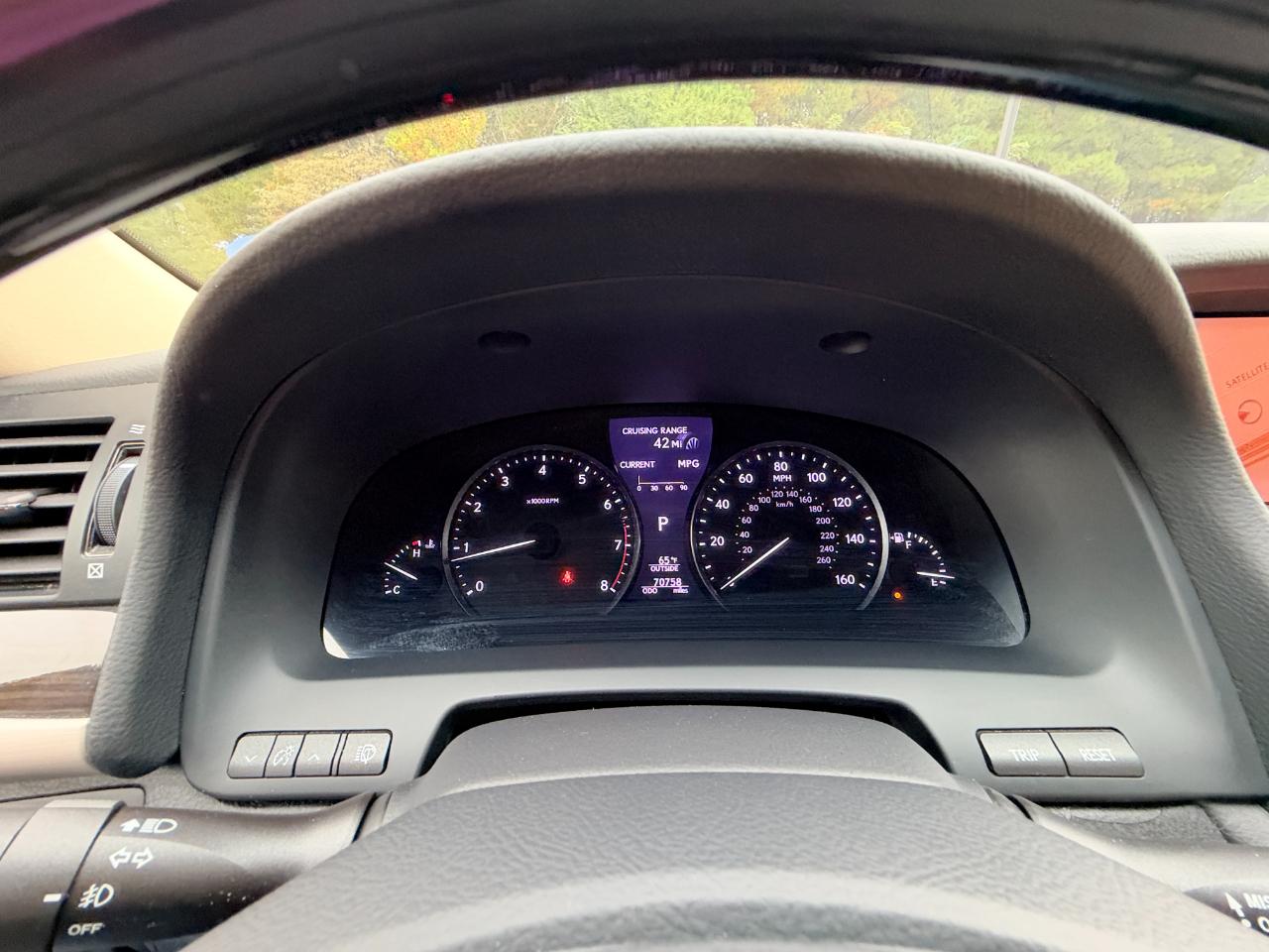 Lexus LS 460 Luxury Sedan 2013