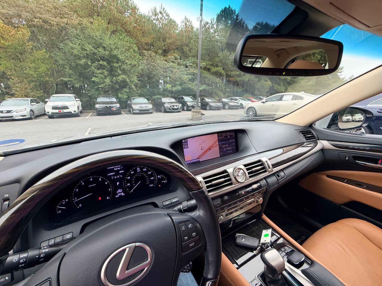 Lexus LS 460 Luxury Sedan 2013