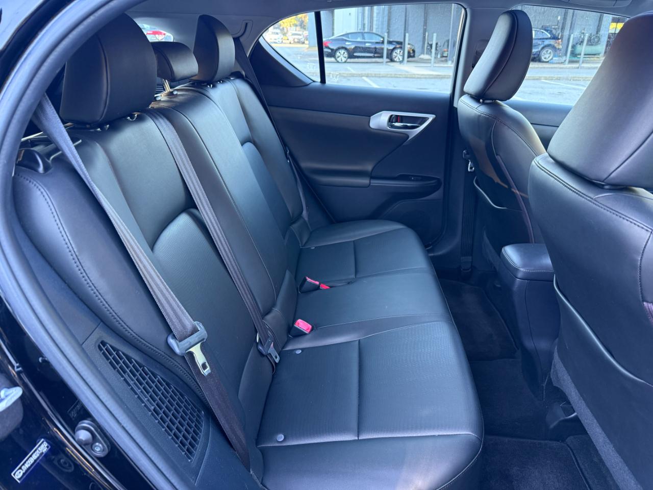 Lexus CT 200h Base 2013