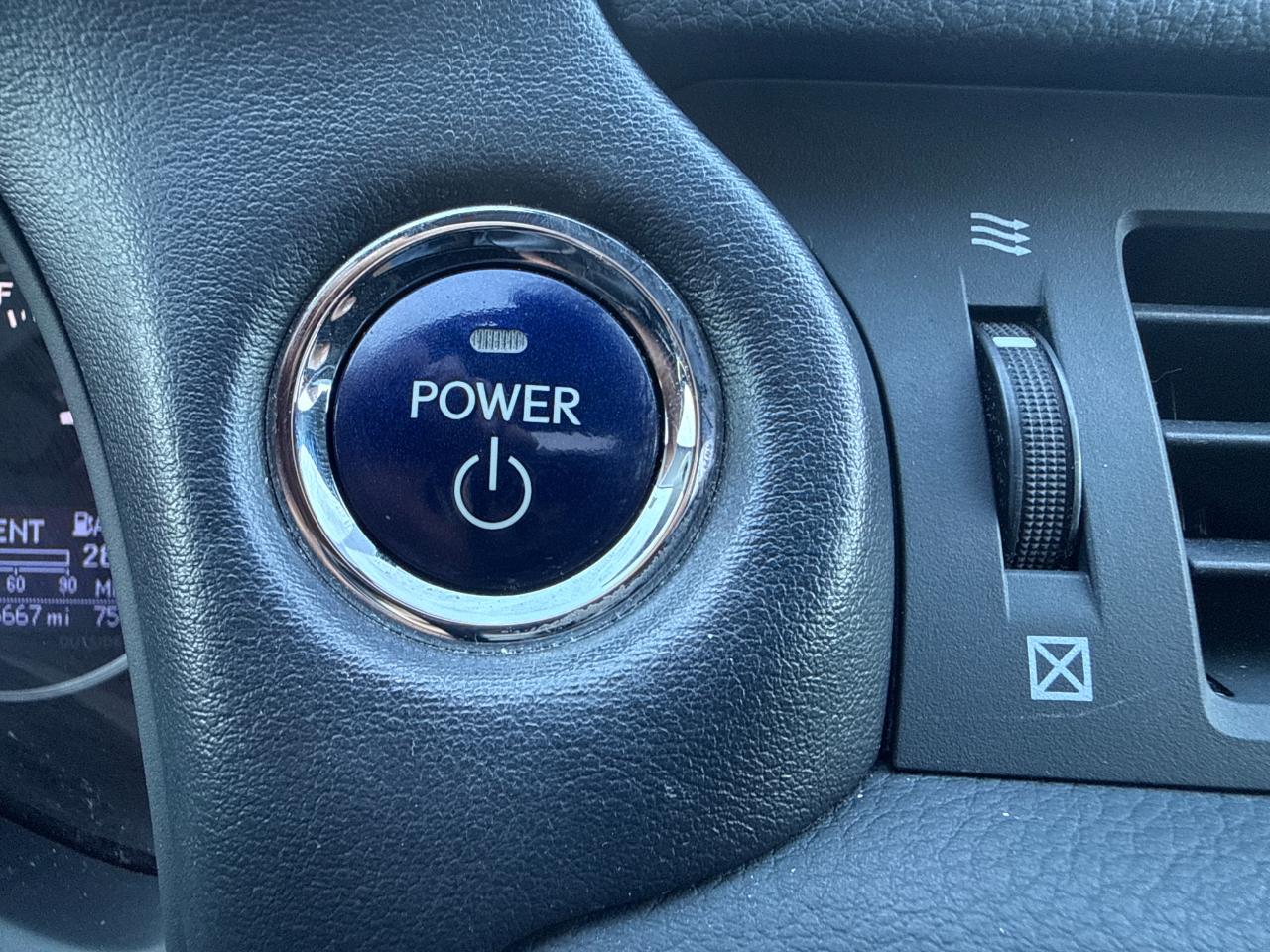 Lexus CT 200h Base 2013