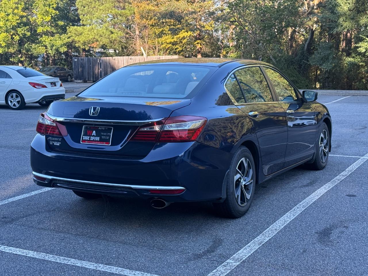 Honda Accord LX Sedan CVT 2016