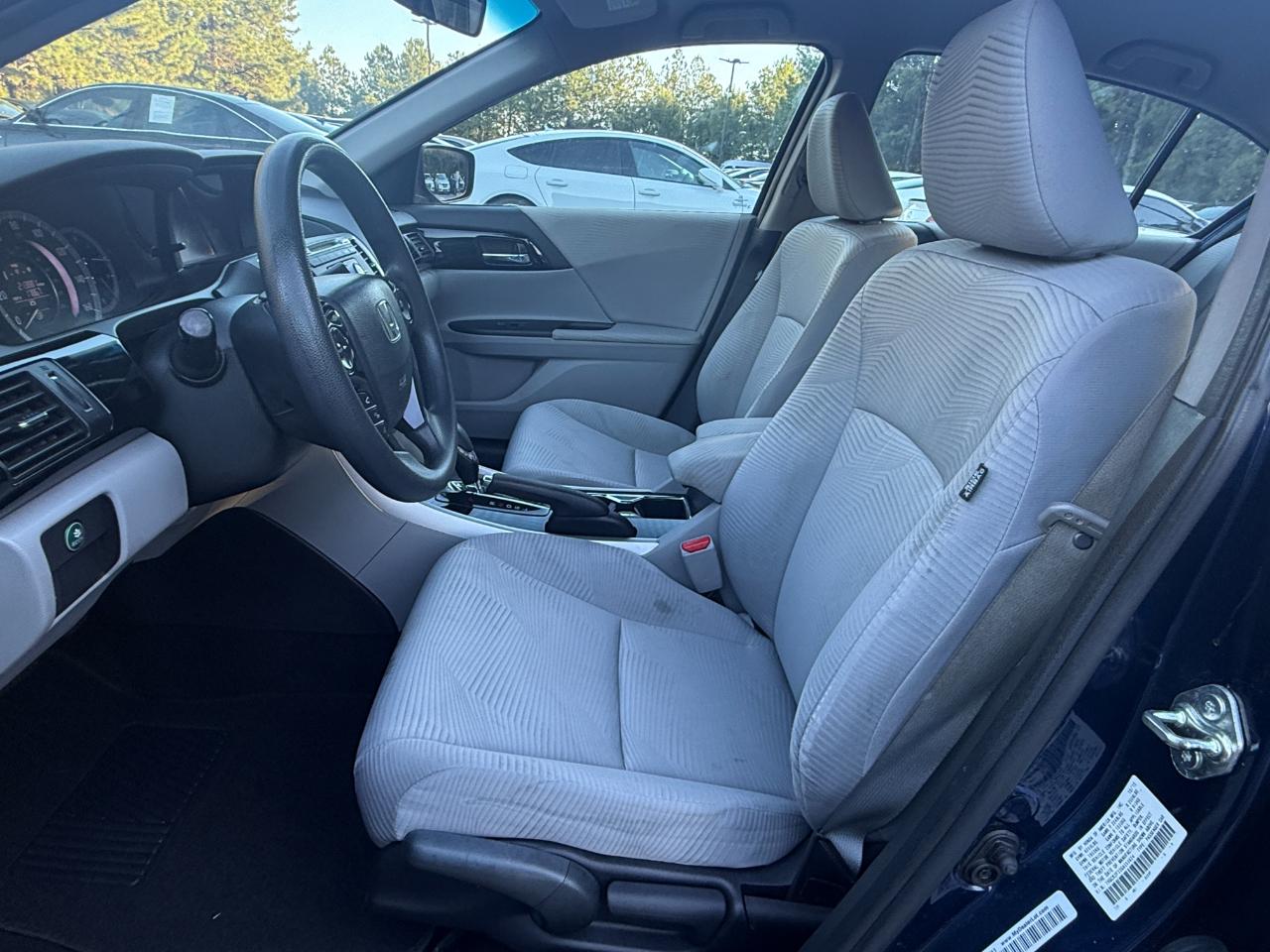 Honda Accord LX Sedan CVT 2016