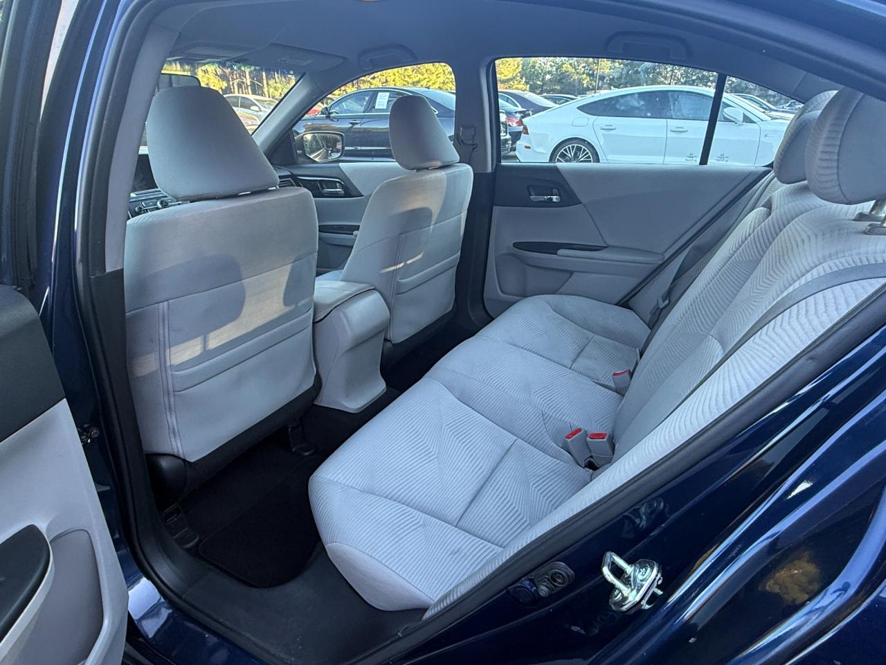 Honda Accord LX Sedan CVT 2016