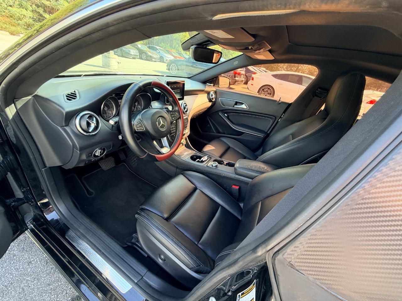 Mercedes-Benz CLA-Class photo 8