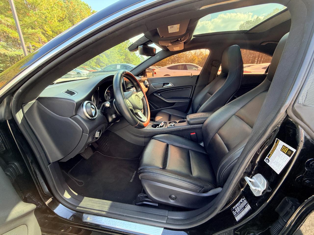 Mercedes-Benz CLA-Class photo 9