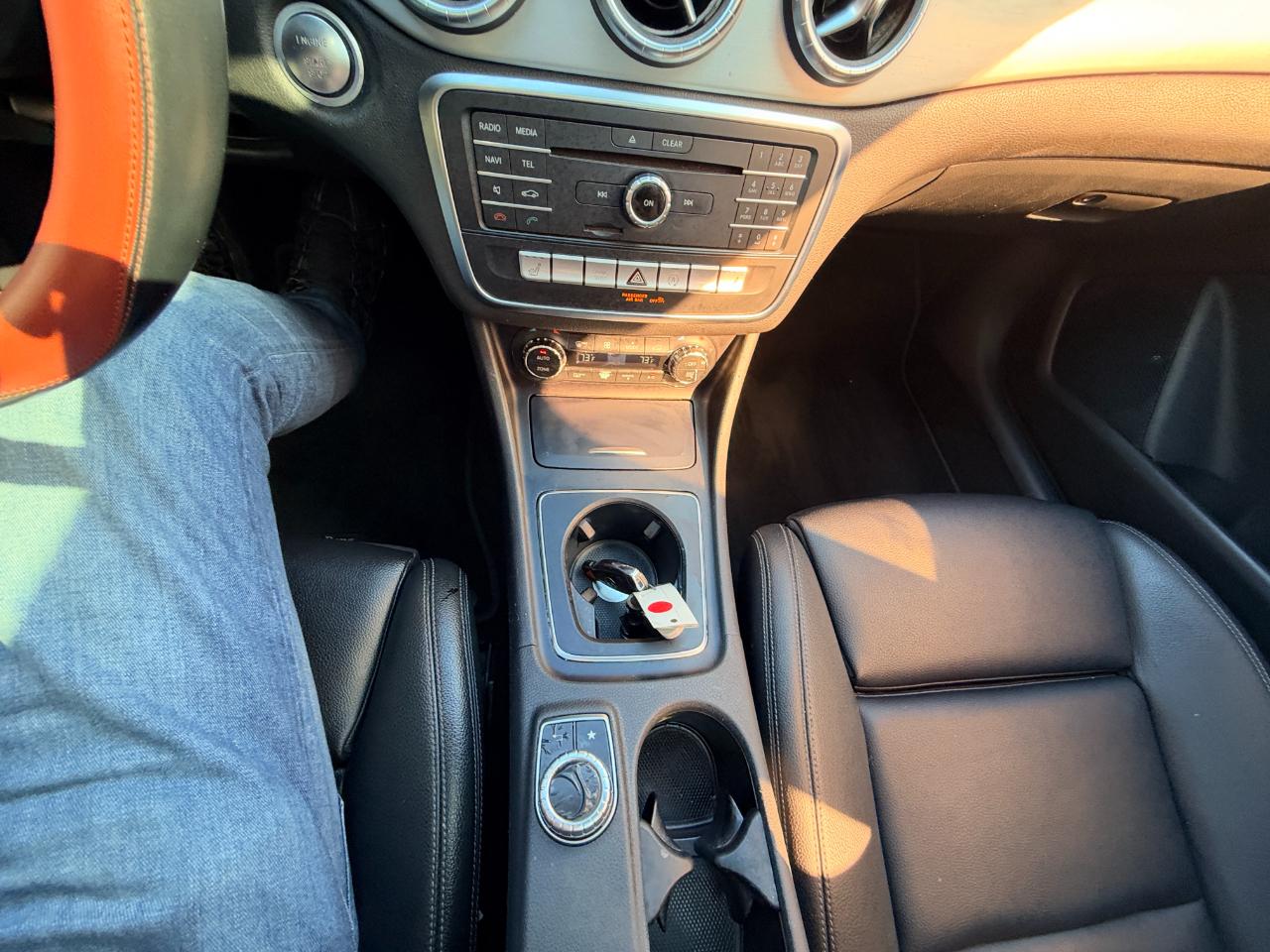 Mercedes-Benz CLA-Class photo 24