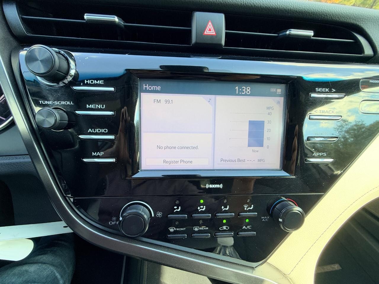 Toyota Camry L 2020