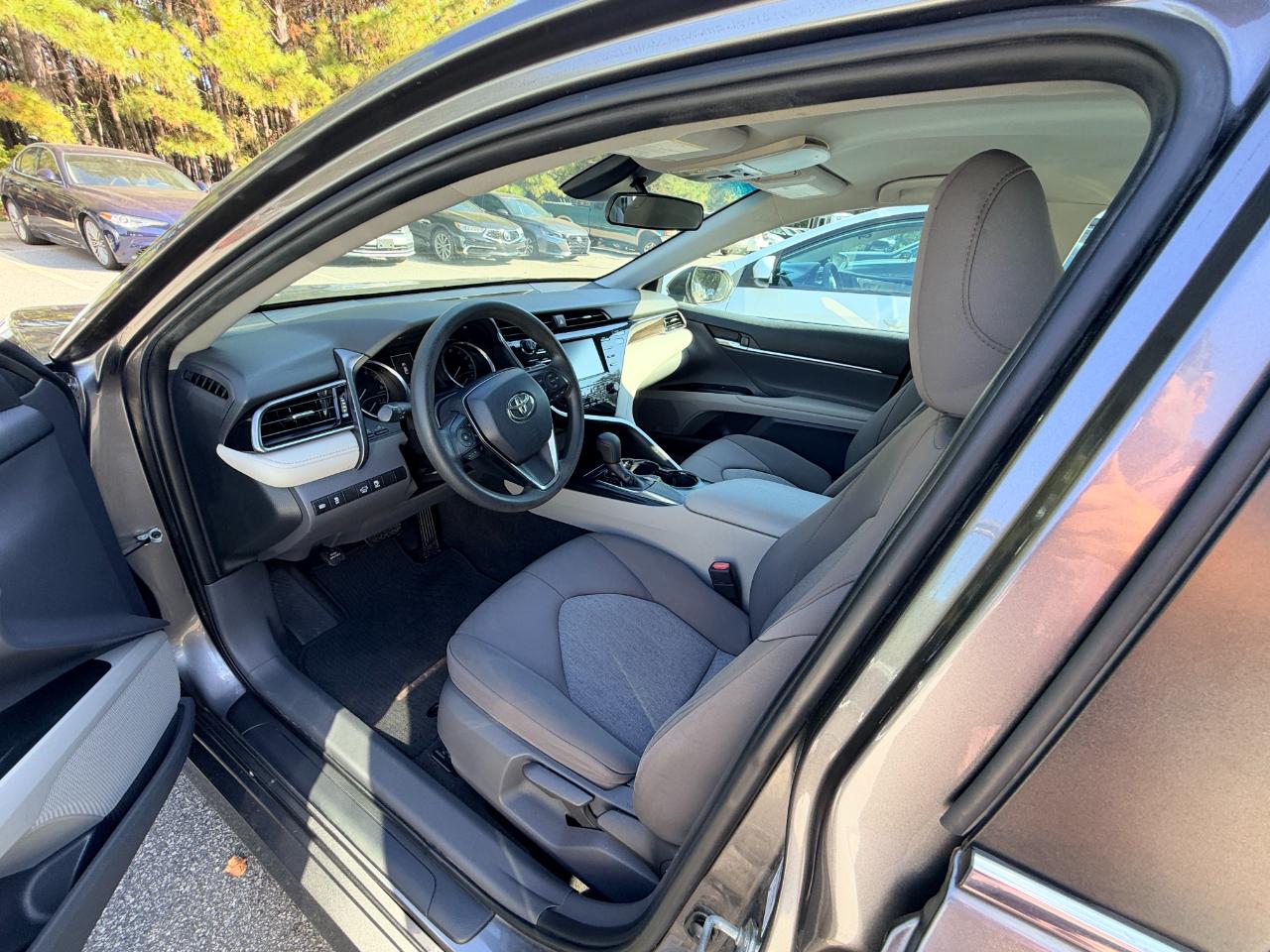 Toyota Camry L 2020