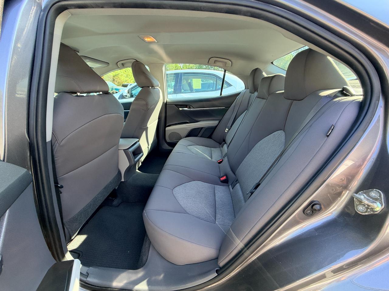 Toyota Camry L 2020