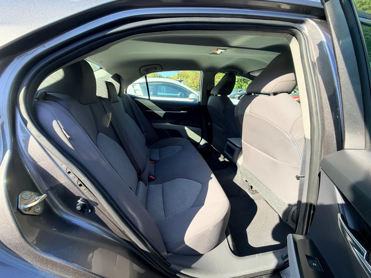 Toyota Camry L 2020
