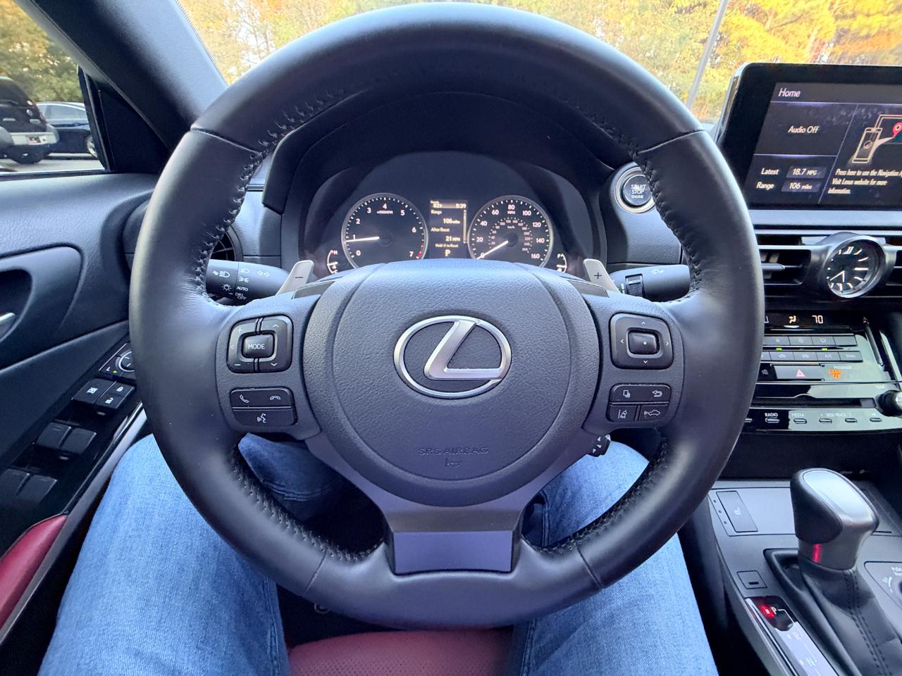 Lexus IS  2024