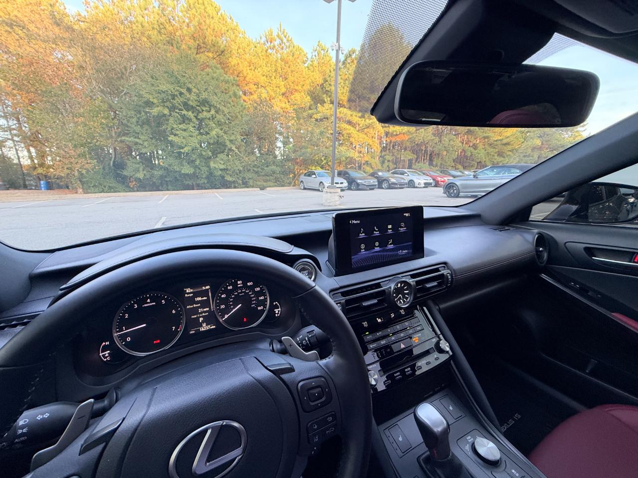 Lexus IS  2024