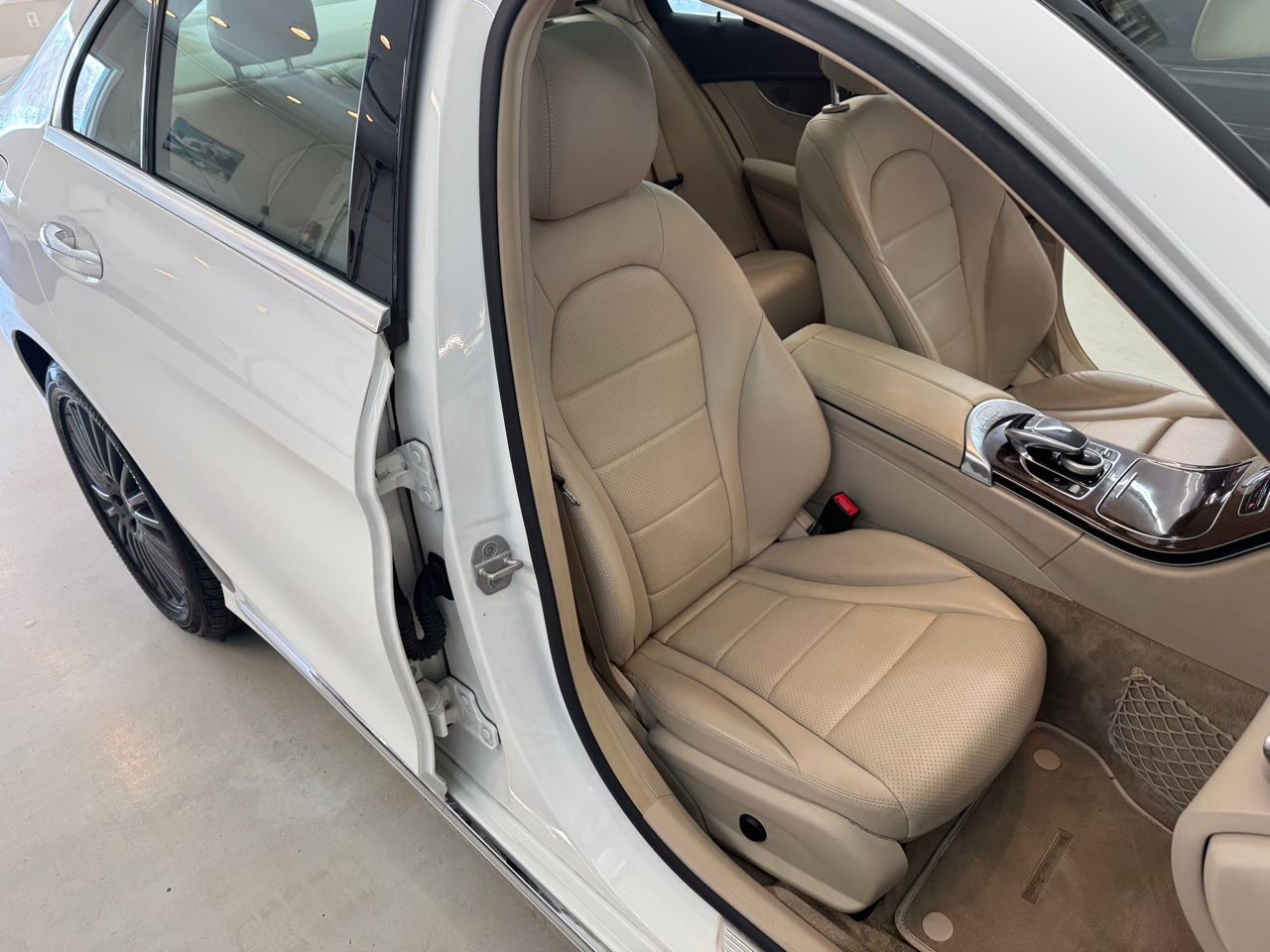 Mercedes-Benz C-Class C300 4MATIC Sedan 2015