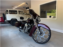 2011 Harley-Davidson FLHX 