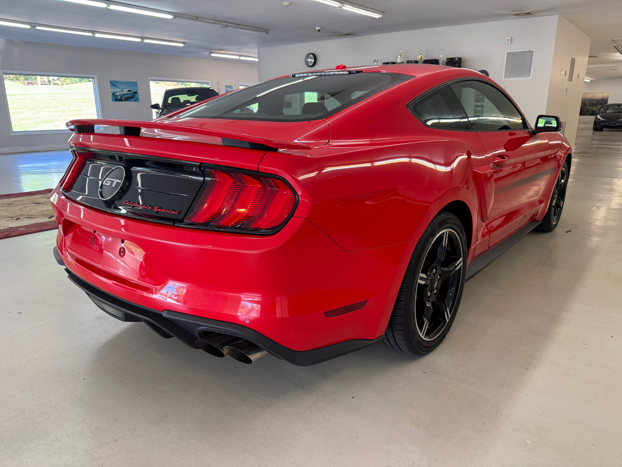 2019 Ford Mustang GT Premium photo 2