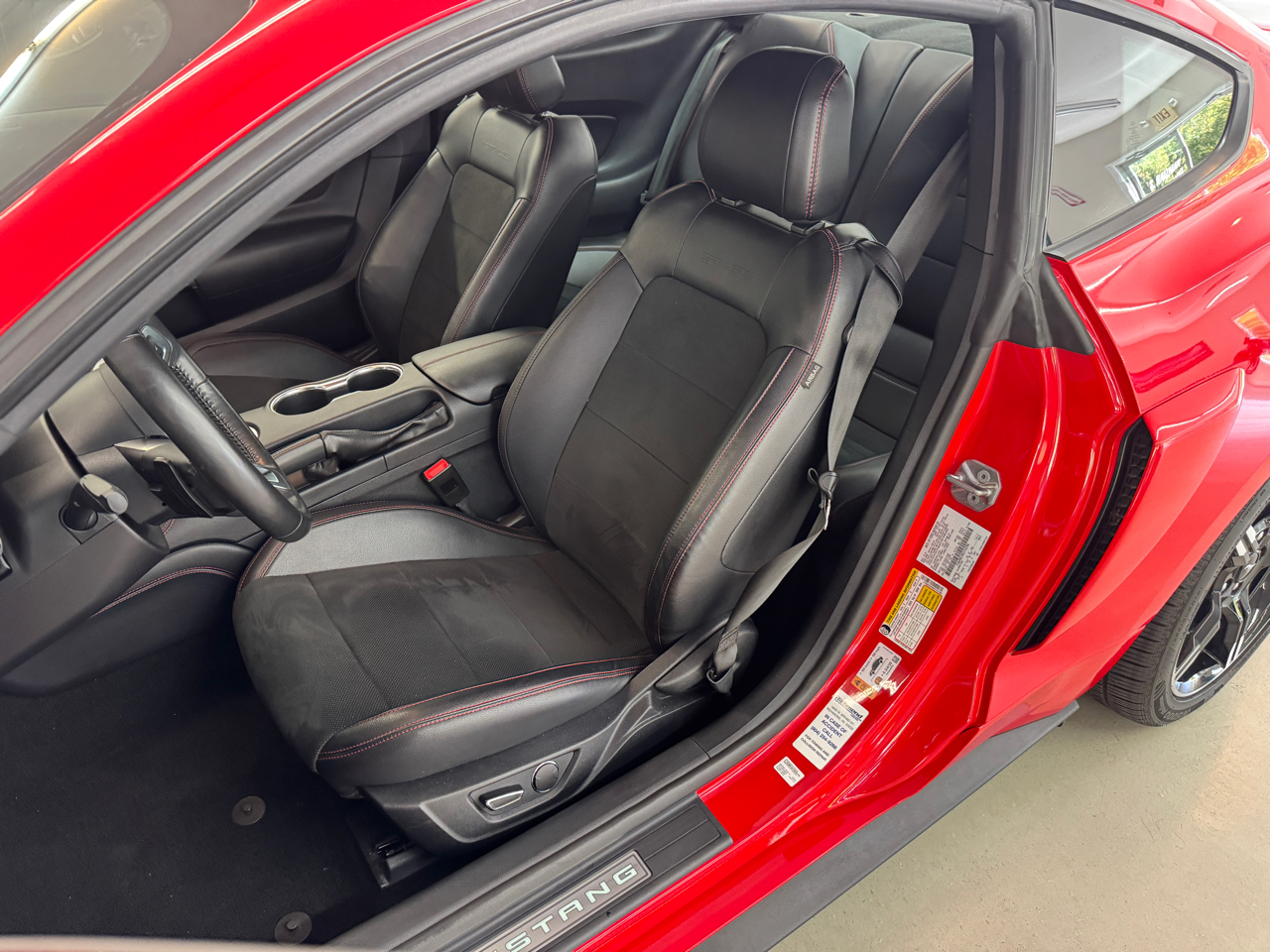 2019 Ford Mustang GT Premium photo 7