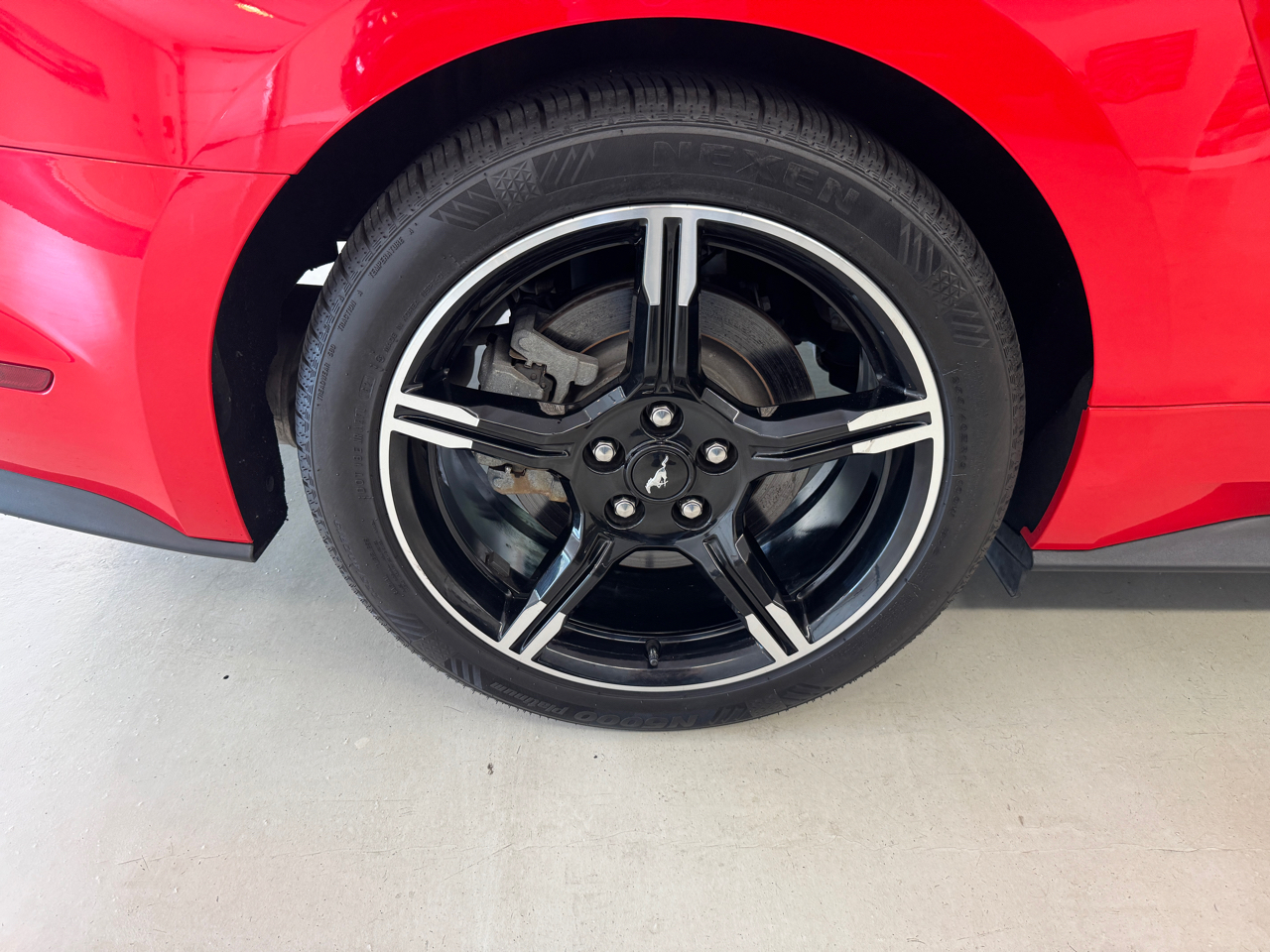 2019 Ford Mustang GT Premium photo 34