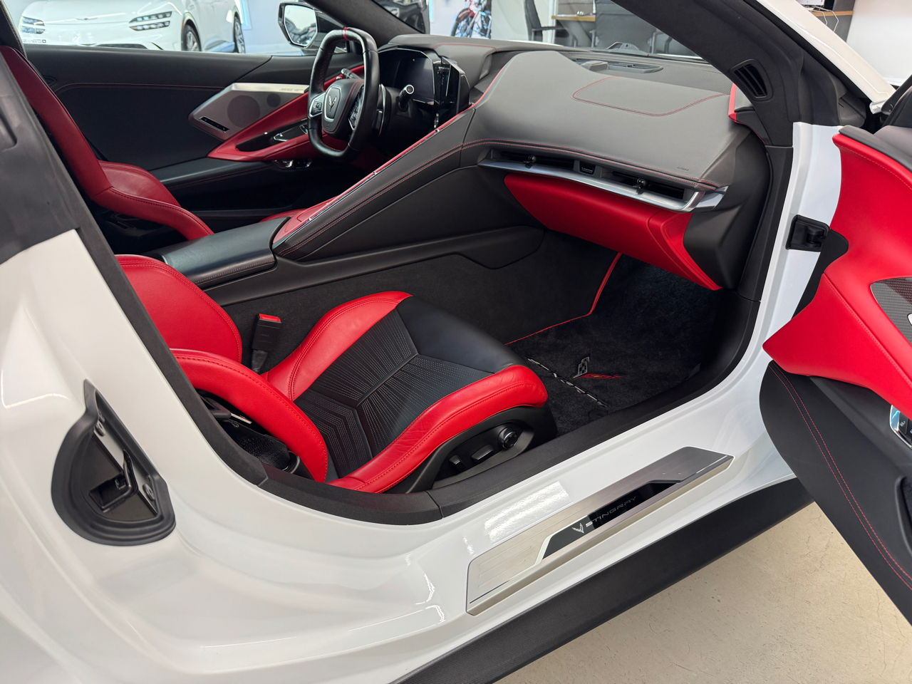 2021 Chevrolet Corvette Stingray Coupe 3LT photo 3