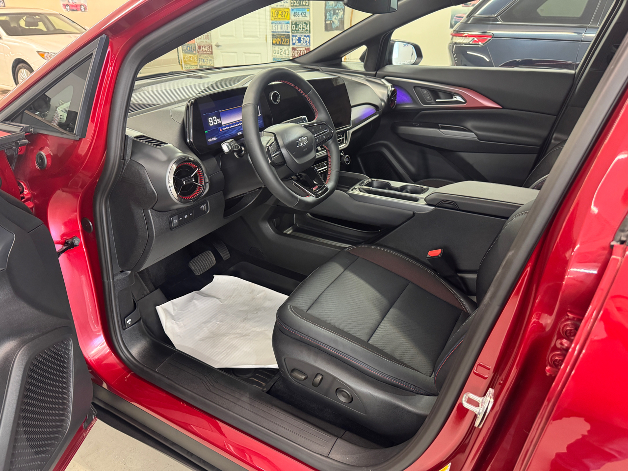 2025 Chevrolet Equinox EV 2RS photo 6