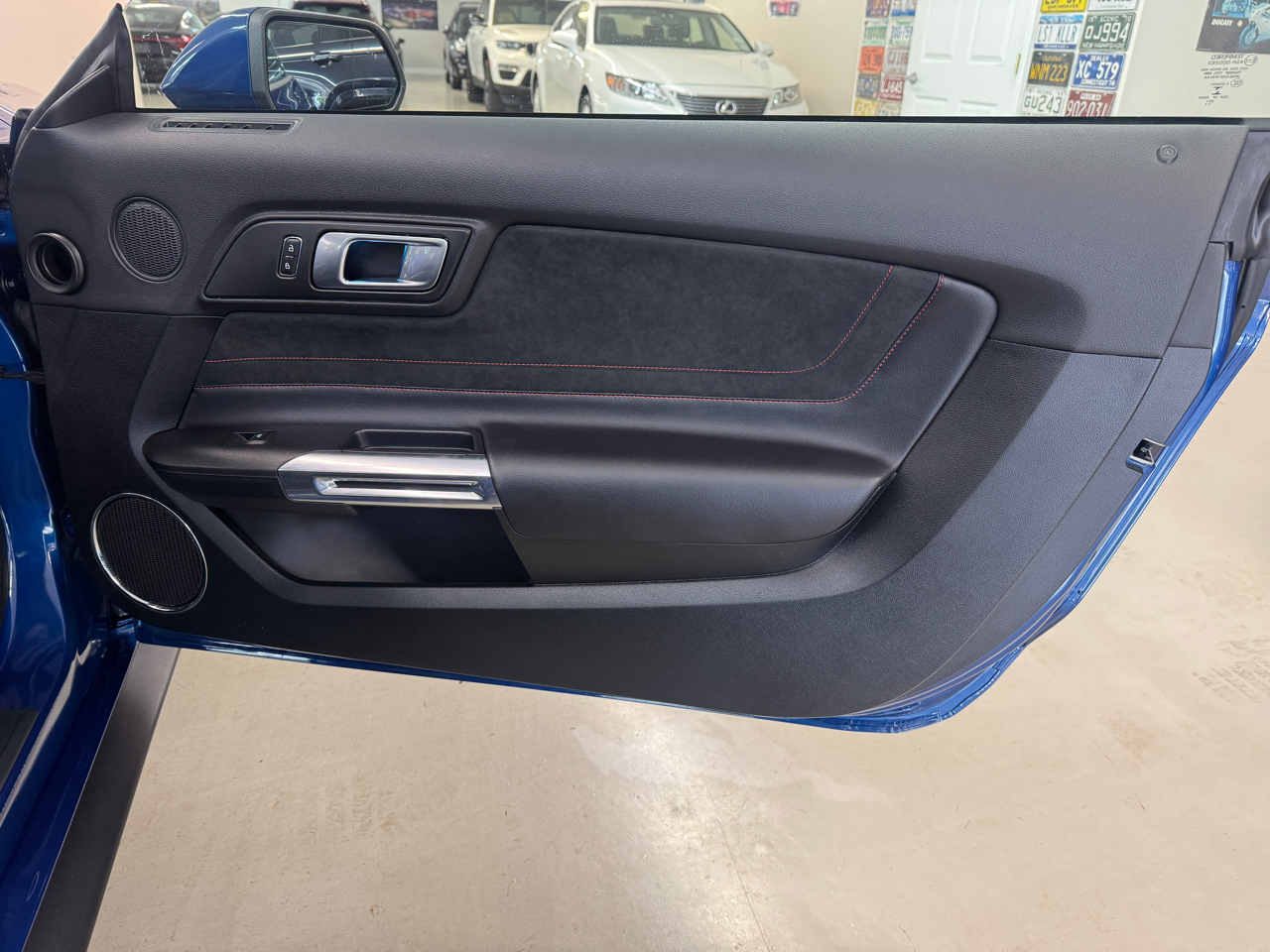 2023 Ford Mustang GT Premium photo 10