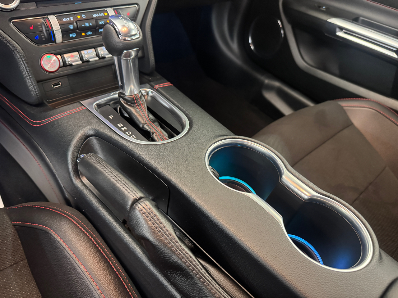 2023 Ford Mustang GT Premium photo 18