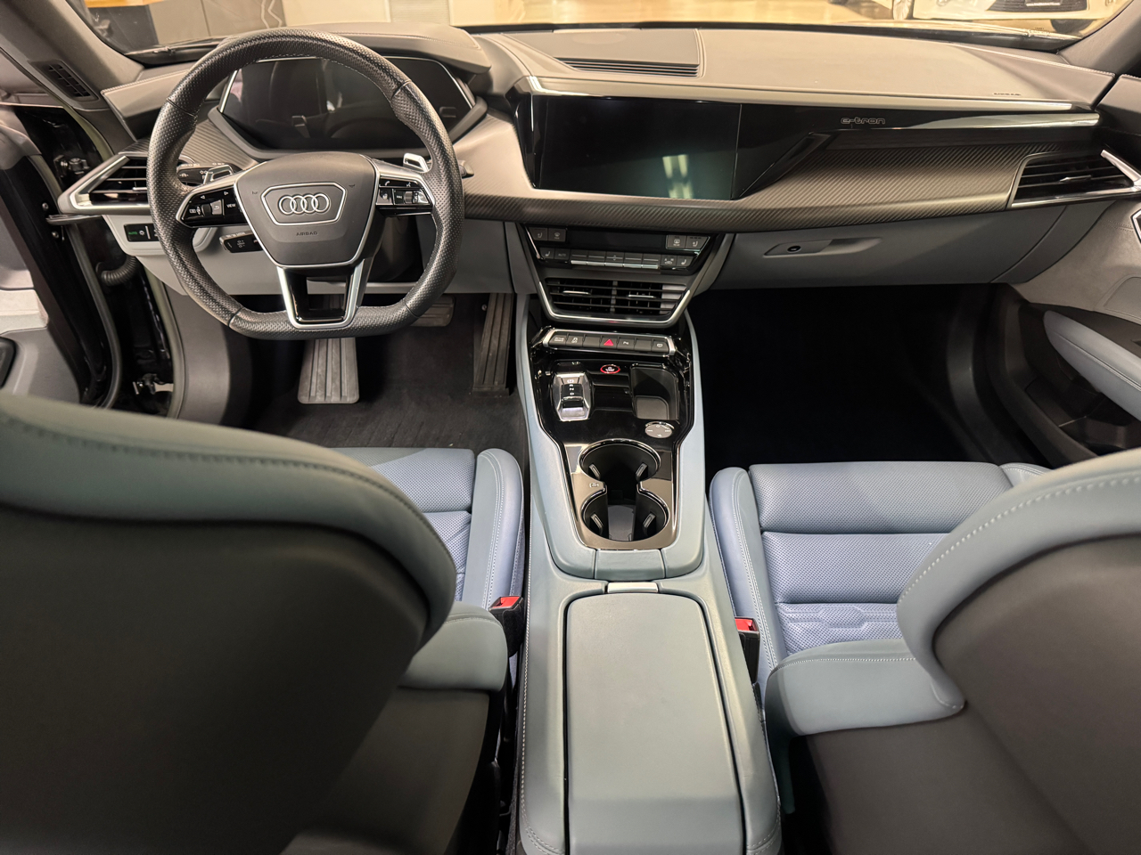 2022 Audi e-tron GT Premium Plus photo 10
