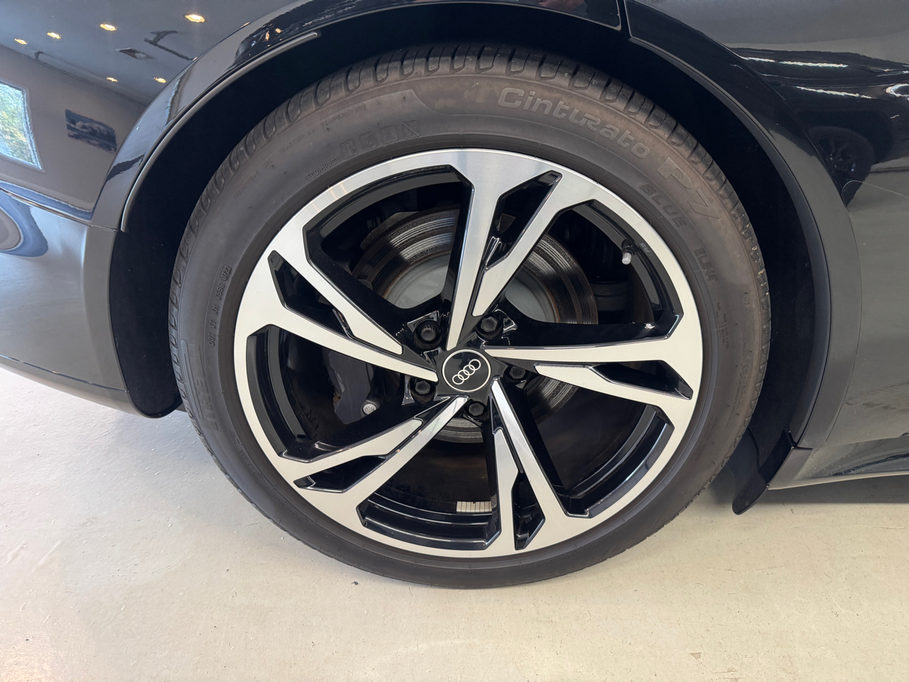 2022 Audi e-tron GT Premium Plus photo 23