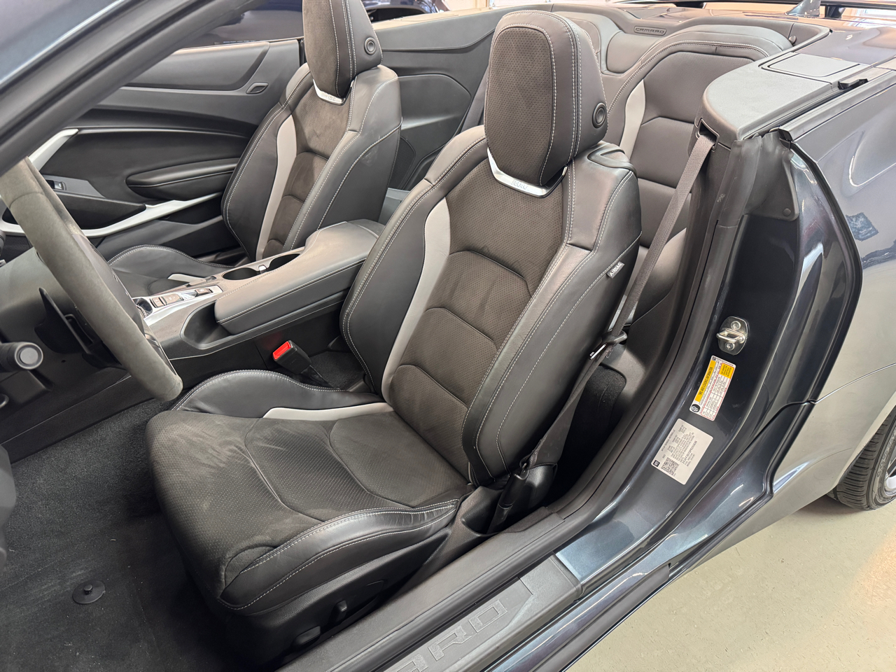 Chevrolet Camaro  2023