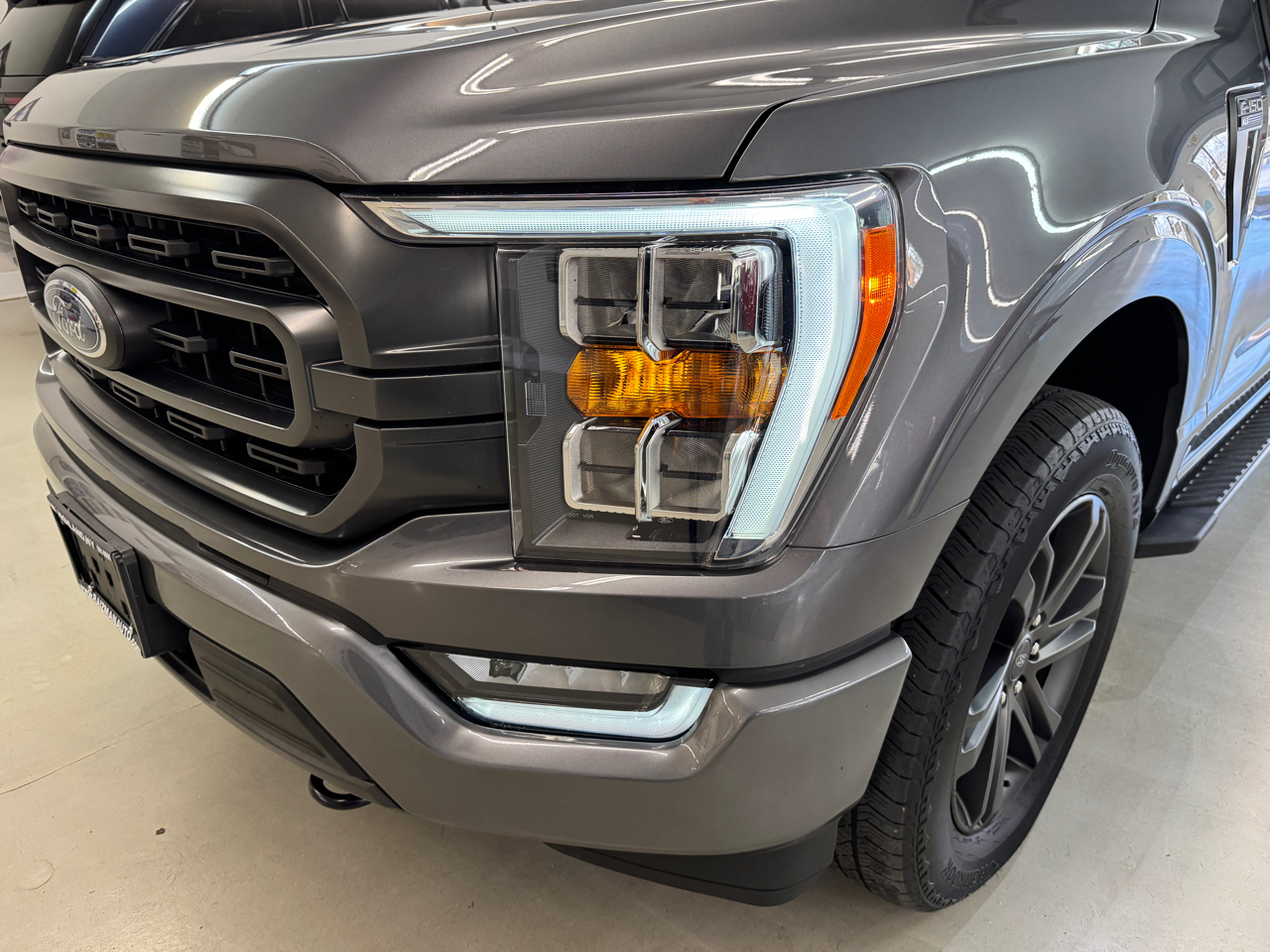 Ford F-150 XLT SuperCrew 5.5-ft. Bed 4WD 2022