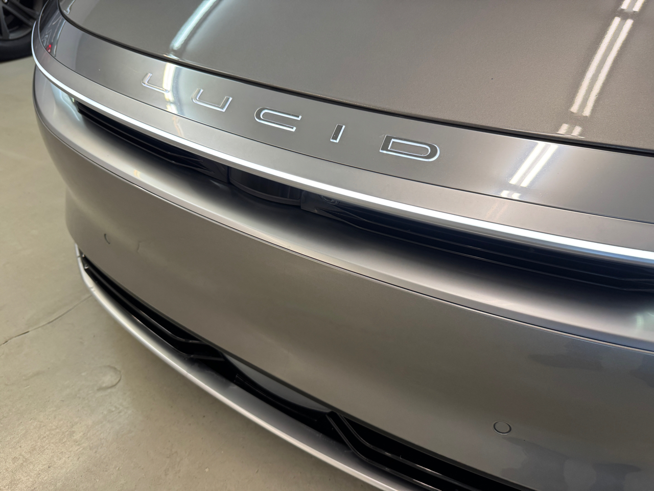 Lucid Air Touring 2023