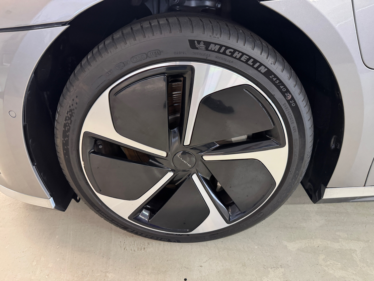 Lucid Air Touring 2023