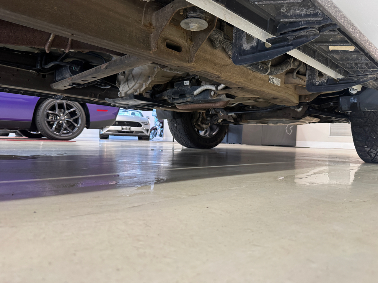 GMC Sierra 1500 AT4 Crew Cab 4WD 2024