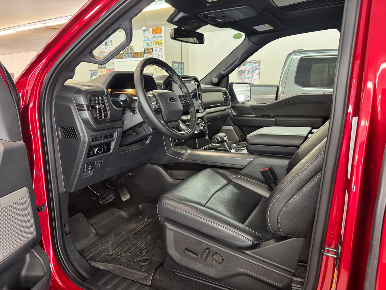 Ford F-150 XLT SuperCrew 4WD 2024