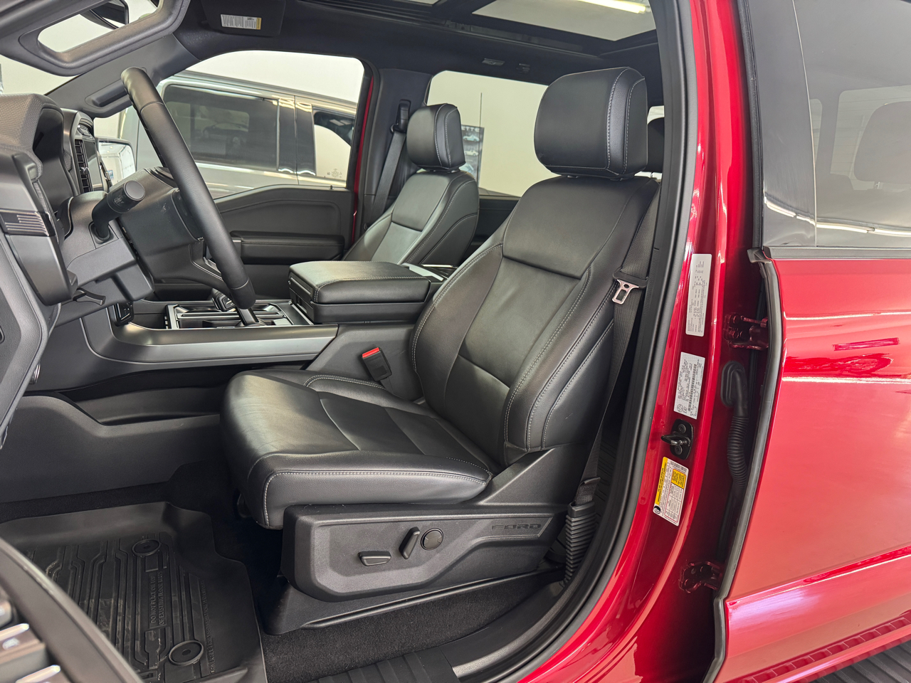 Ford F-150 XLT SuperCrew 4WD 2024