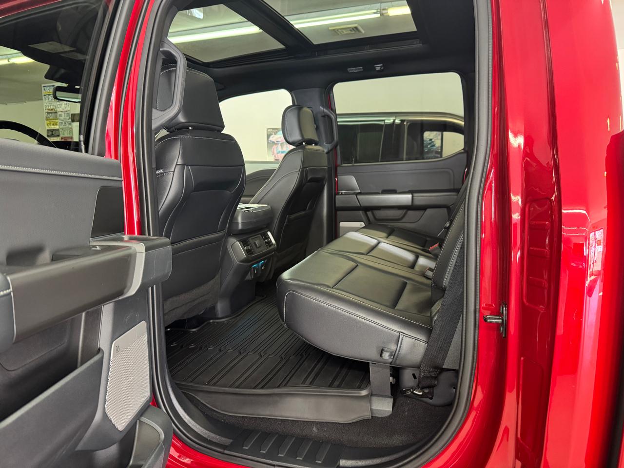 Ford F-150 XLT SuperCrew 4WD 2024