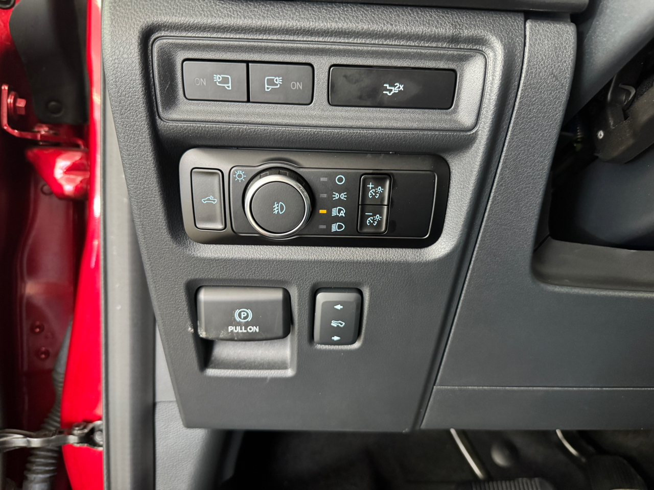 Ford F-150 XLT SuperCrew 4WD 2024