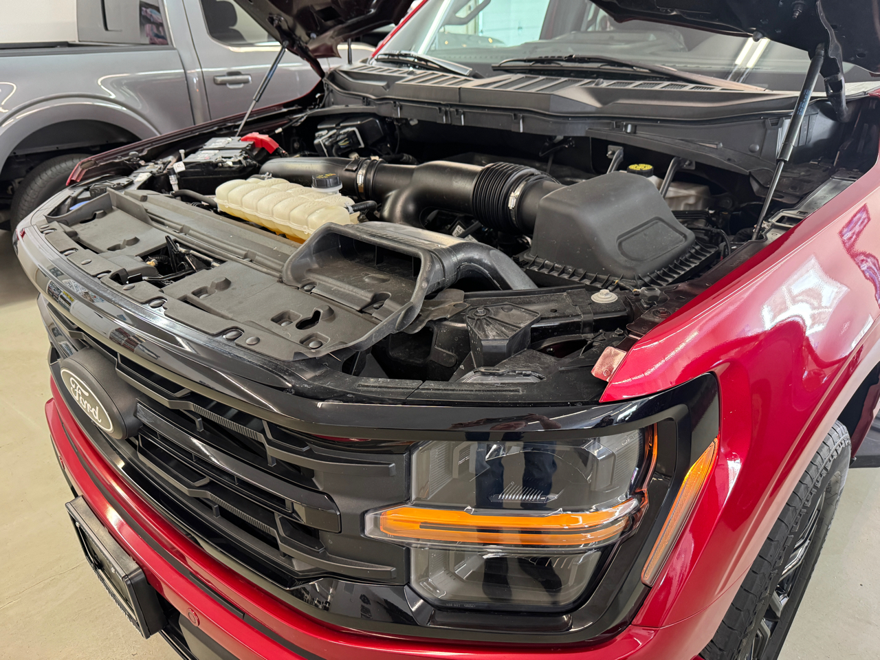 Ford F-150 XLT SuperCrew 4WD 2024