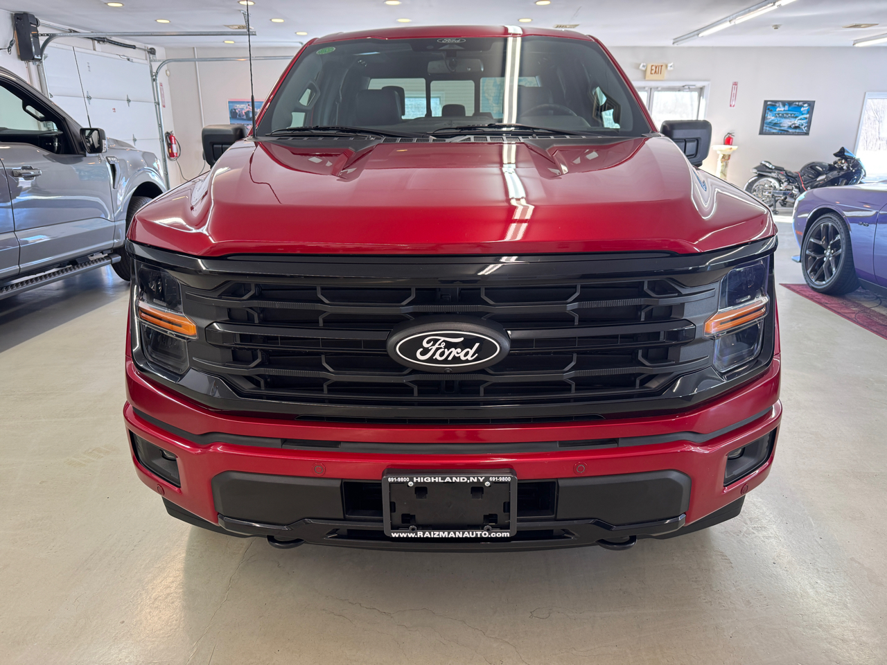 Ford F-150 XLT SuperCrew 4WD 2024