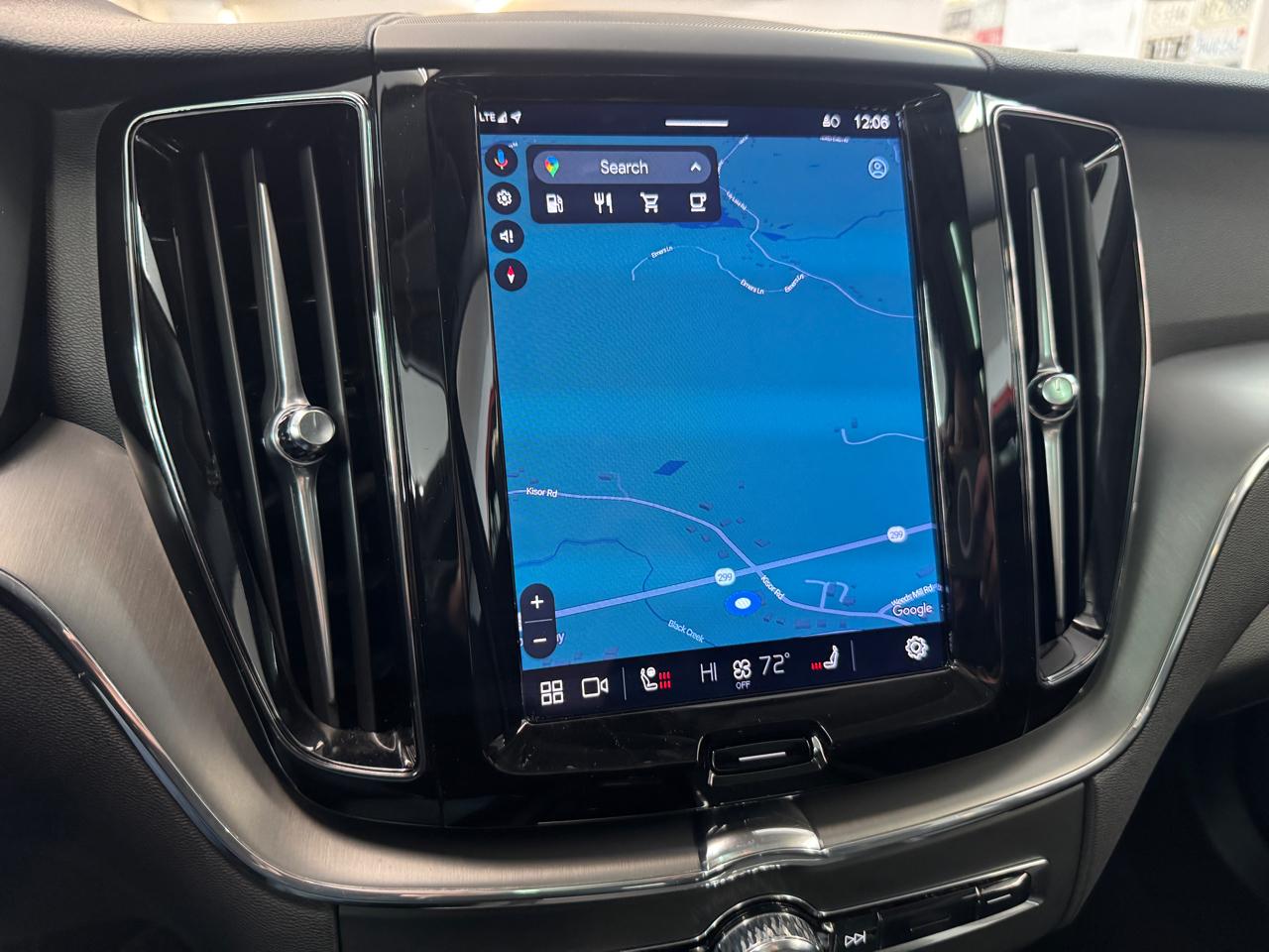 Volvo XC60 B5 Core AWD 2025