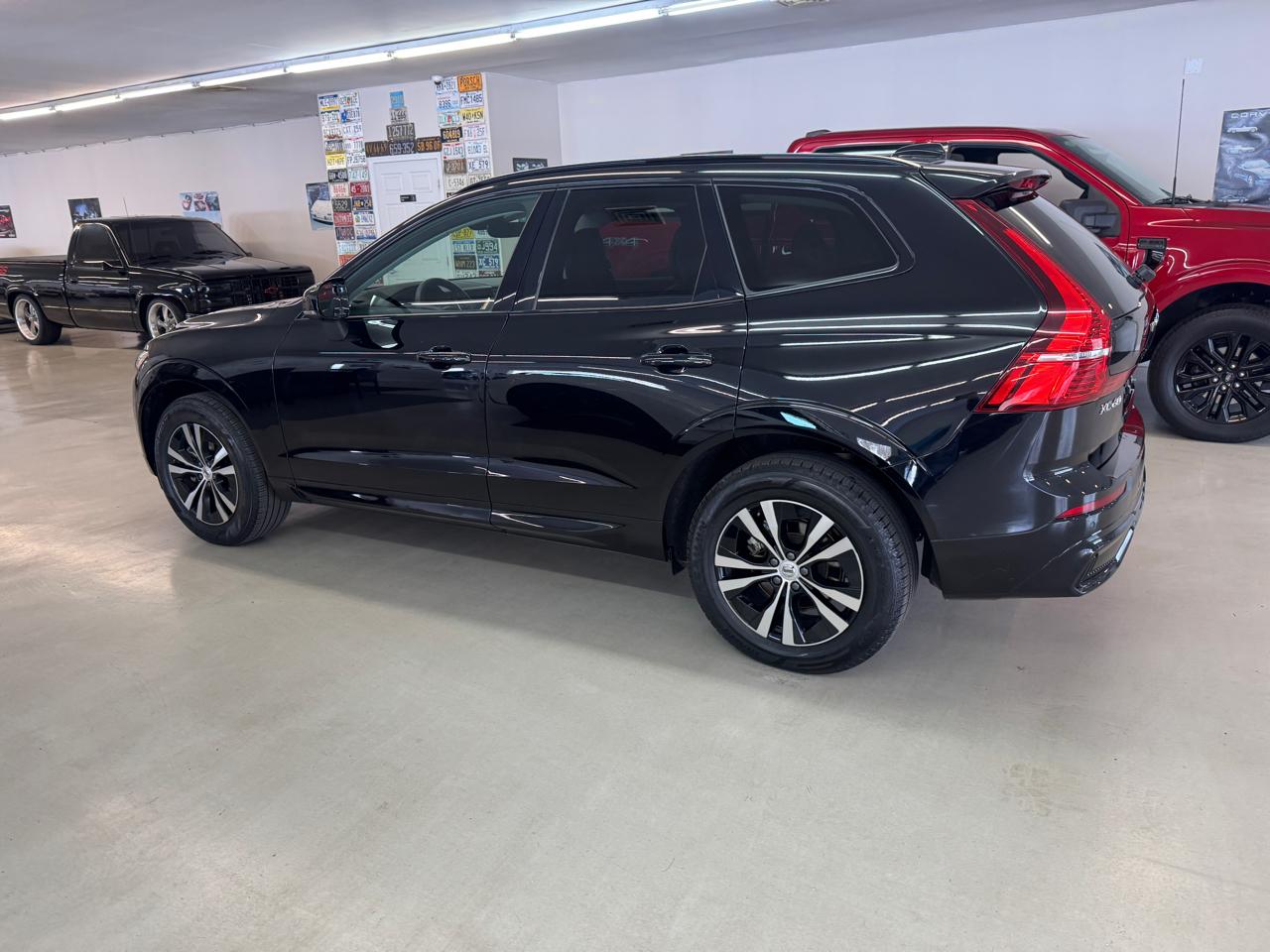 Volvo XC60 B5 Core AWD 2025