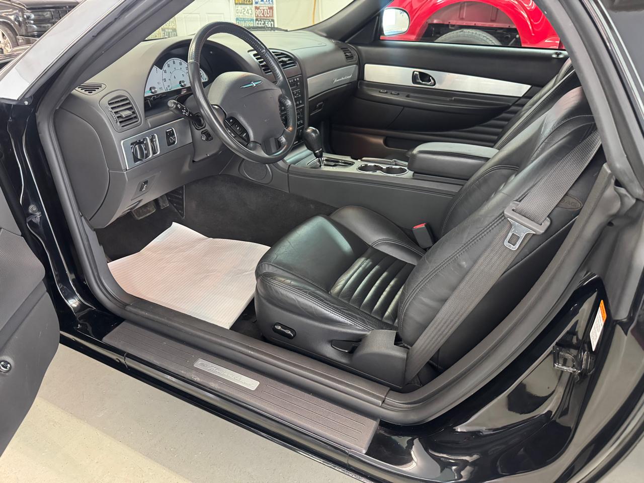 Ford Thunderbird Premium Hardtop 2002