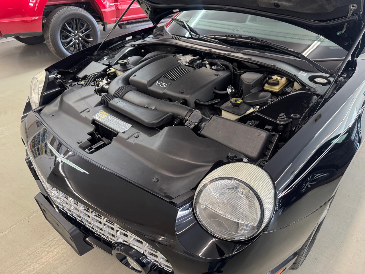 Ford Thunderbird Premium Hardtop 2002