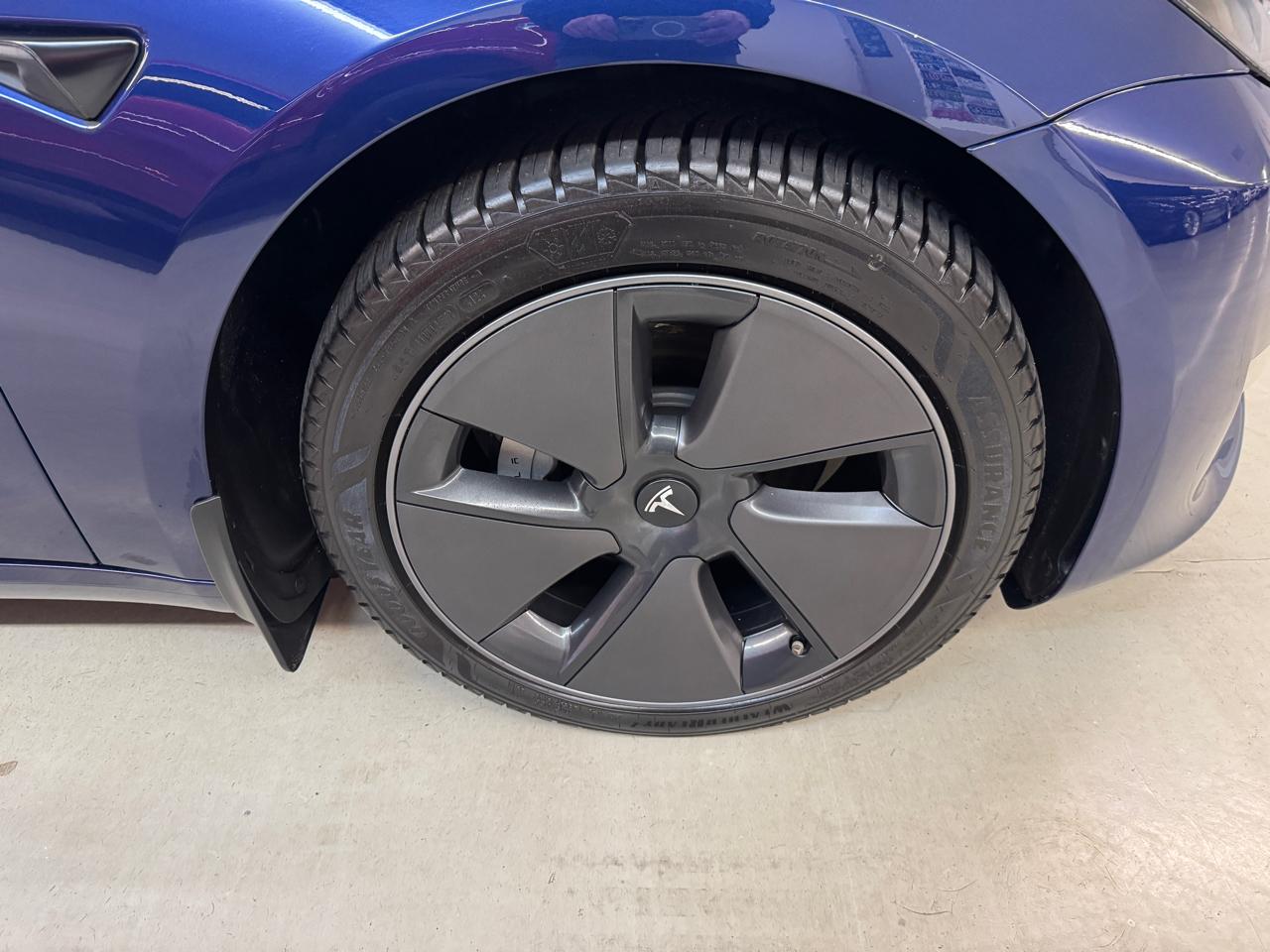 Tesla Model 3 Base 2023