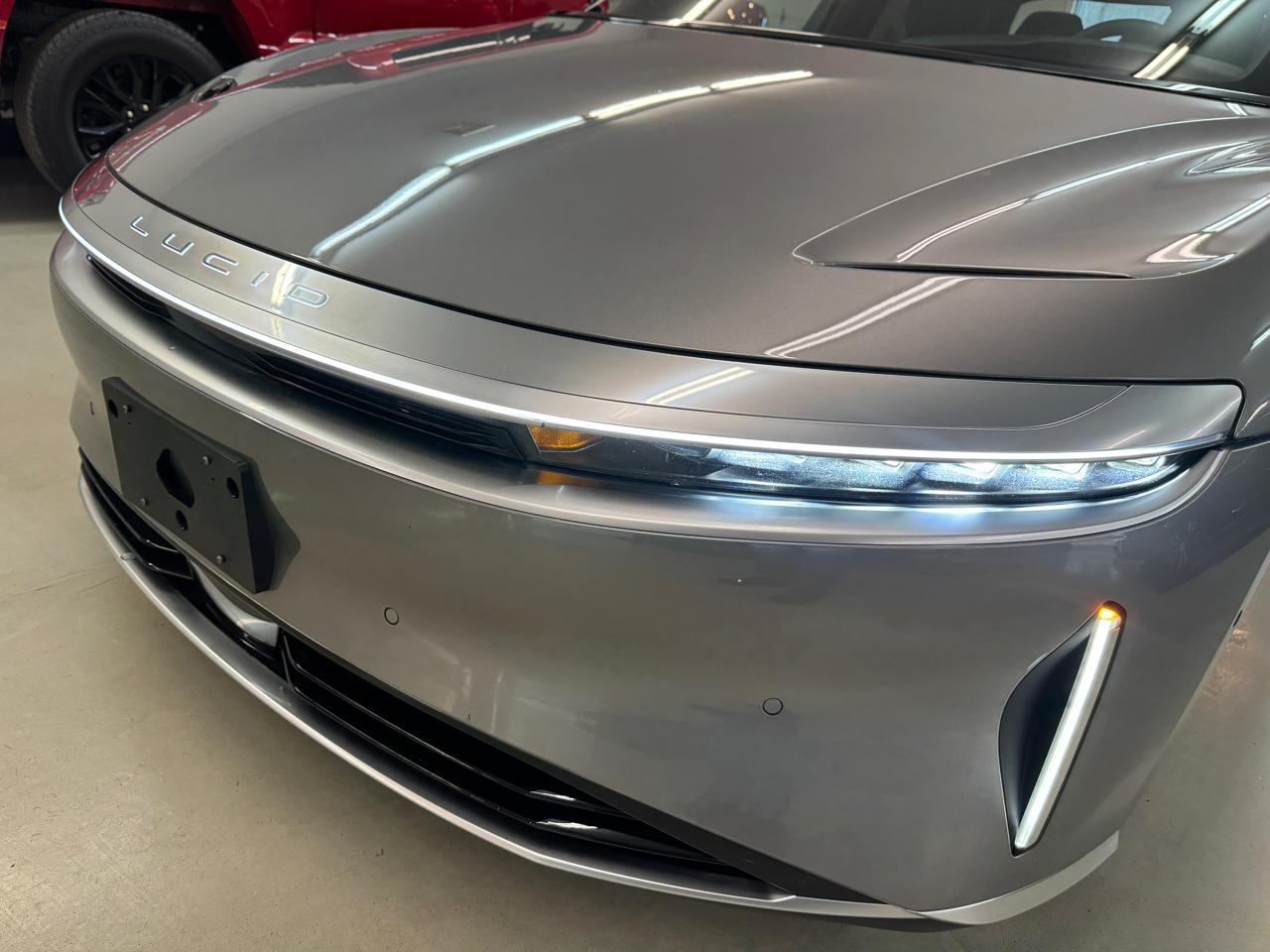 Lucid Air Touring 2024