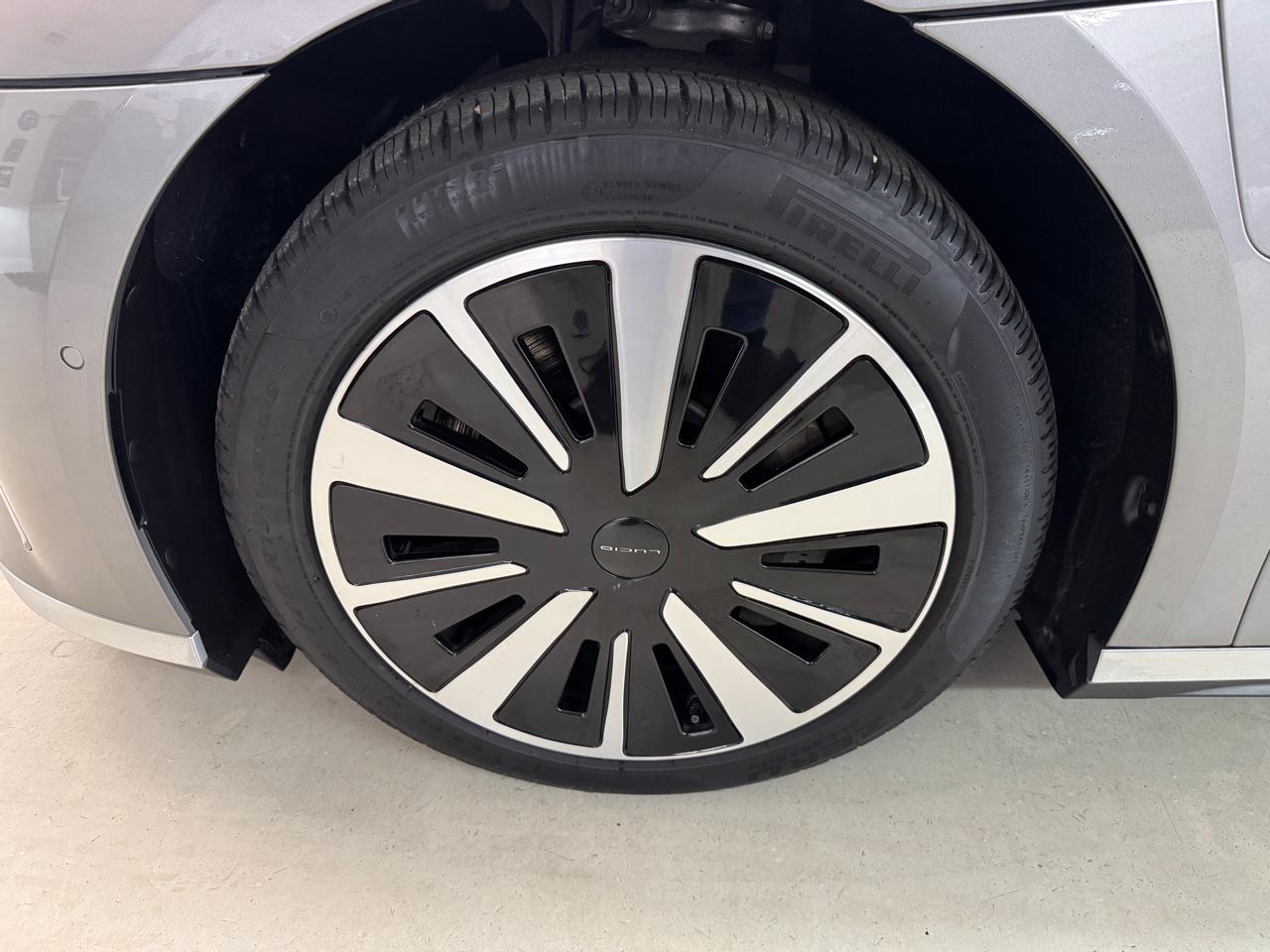 Lucid Air Touring 2024