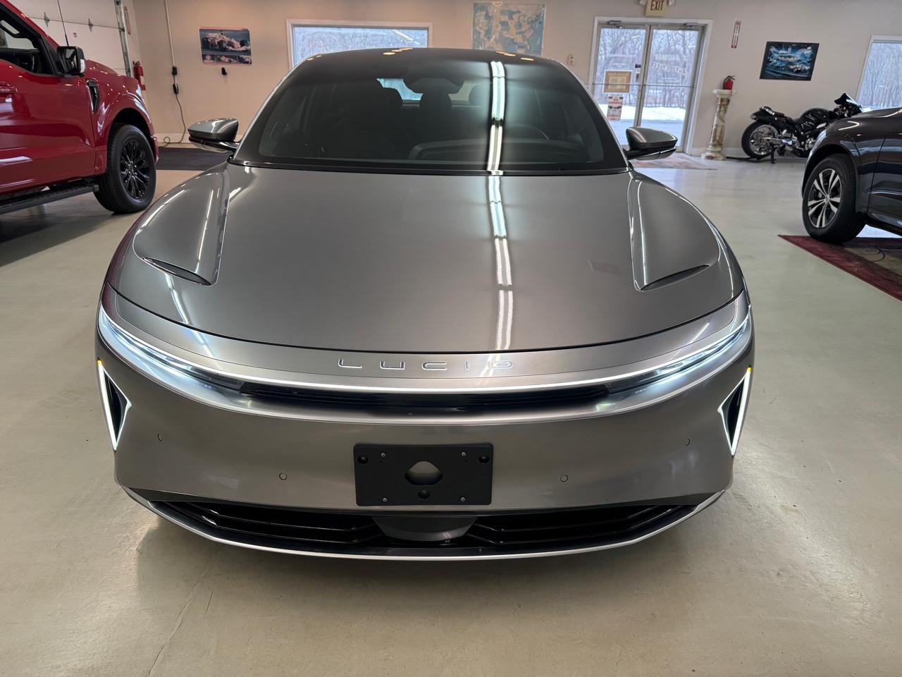 Lucid Air Touring 2024