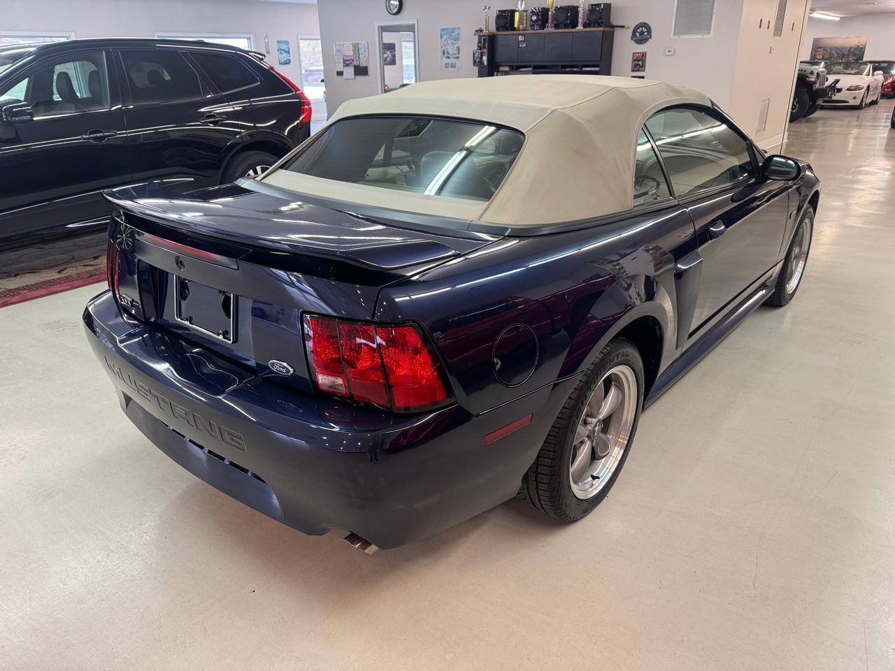 Ford Mustang GT Premium Convertible 2001